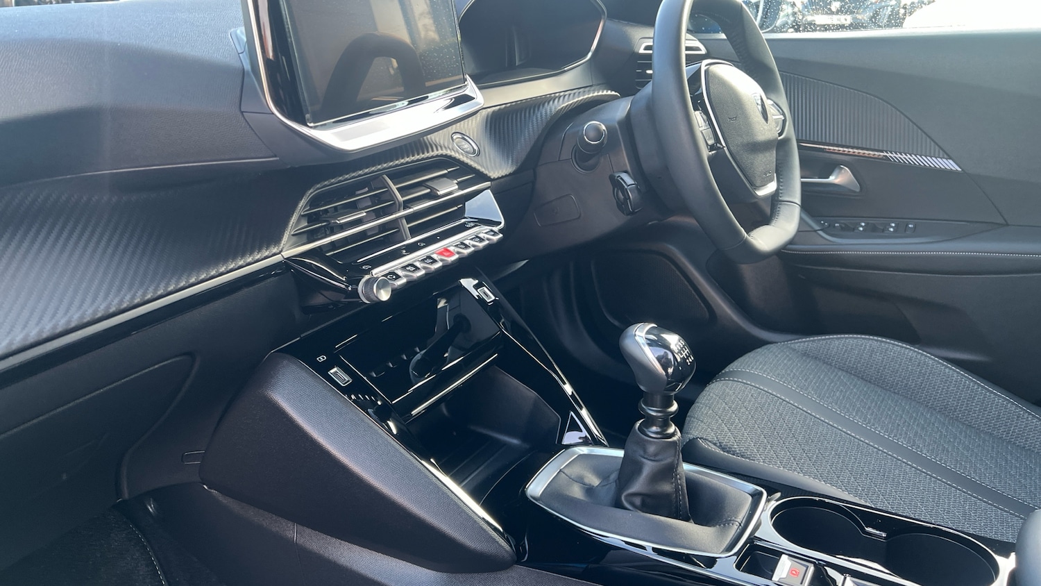 Used Peugeot 2008 2023 for sale - 77125624: Photo 13