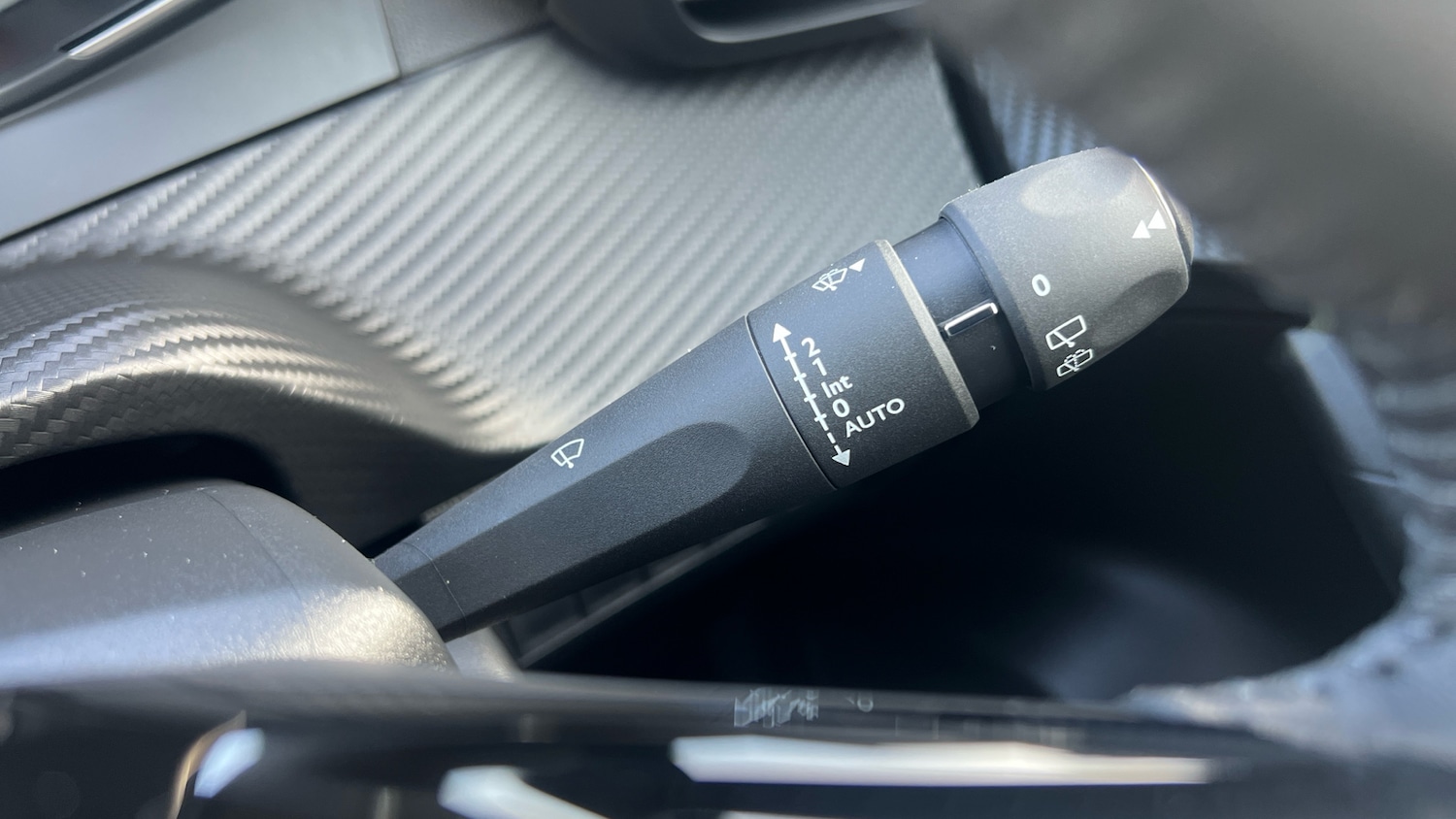 Used Peugeot 2008 2023 for sale - 77125624: Photo 27