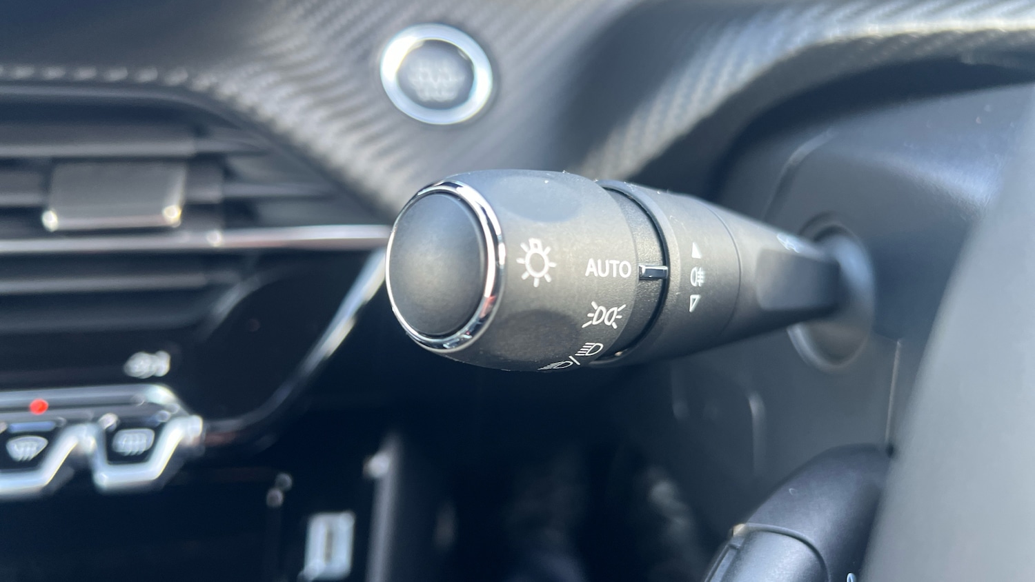 Used Peugeot 2008 2023 for sale - 77125624: Photo 28