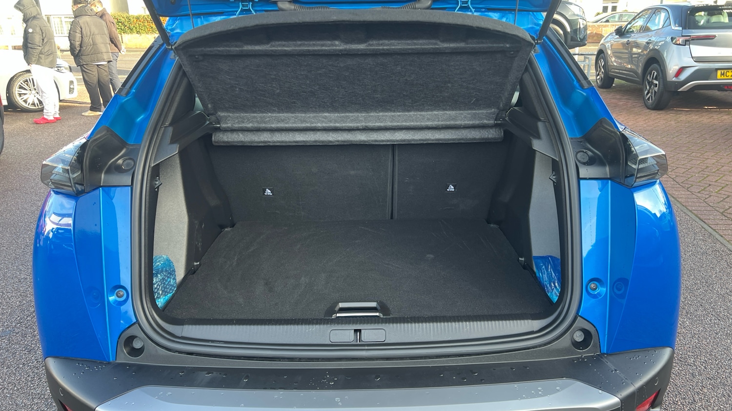 Used Peugeot 2008 2023 for sale - 77125624: Photo 4