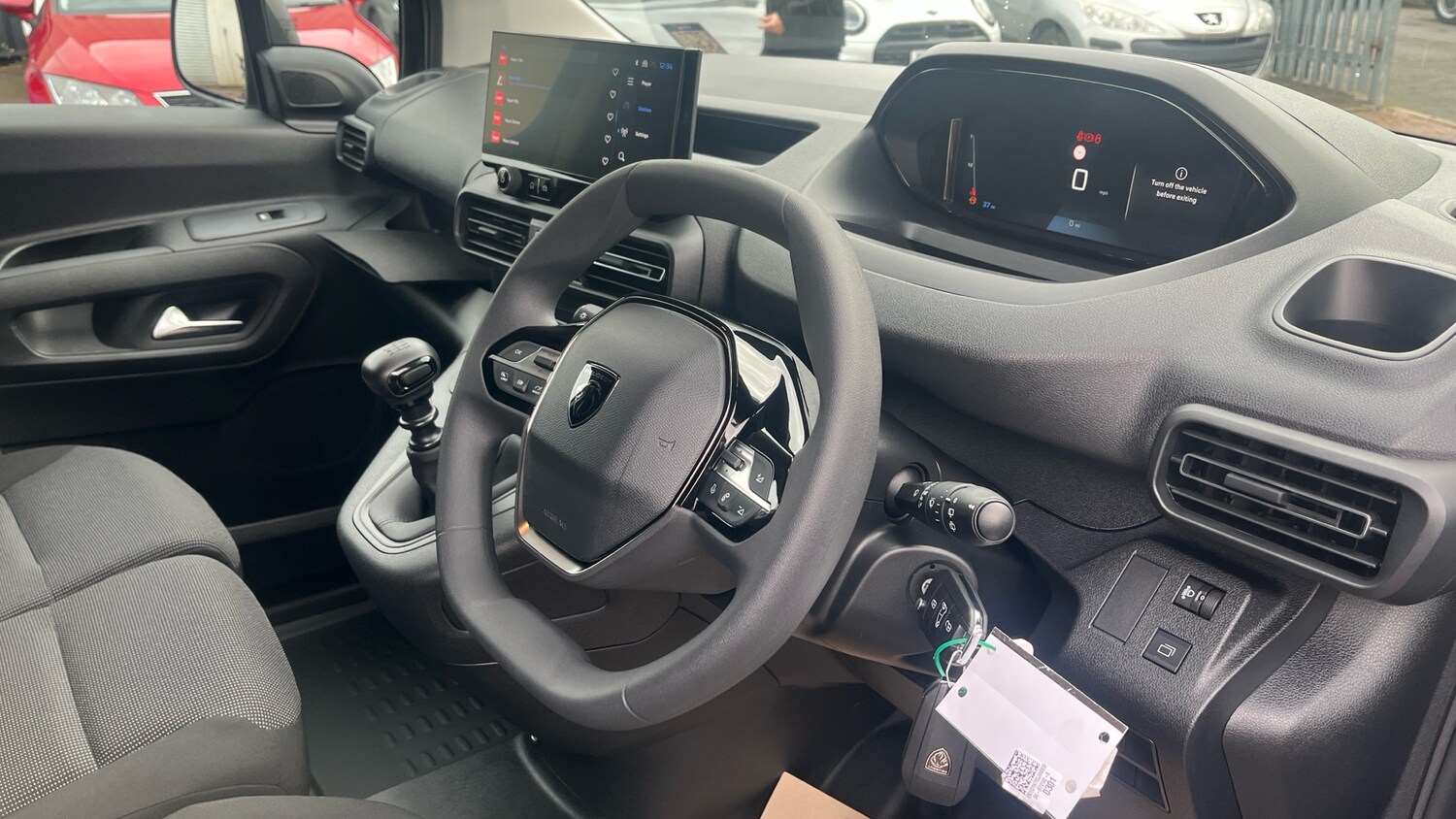 Used Peugeot Partner 2025 for sale - 76206529: Photo 11