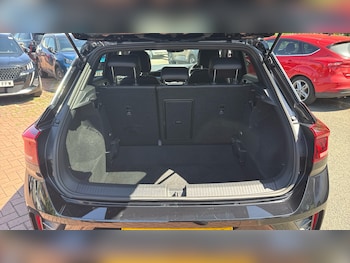 Used Volkswagen T-Roc 2023 for sale - 78927465: Photo