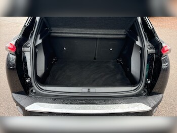 Used Peugeot 2008 2023 for sale - 77258698: Photo