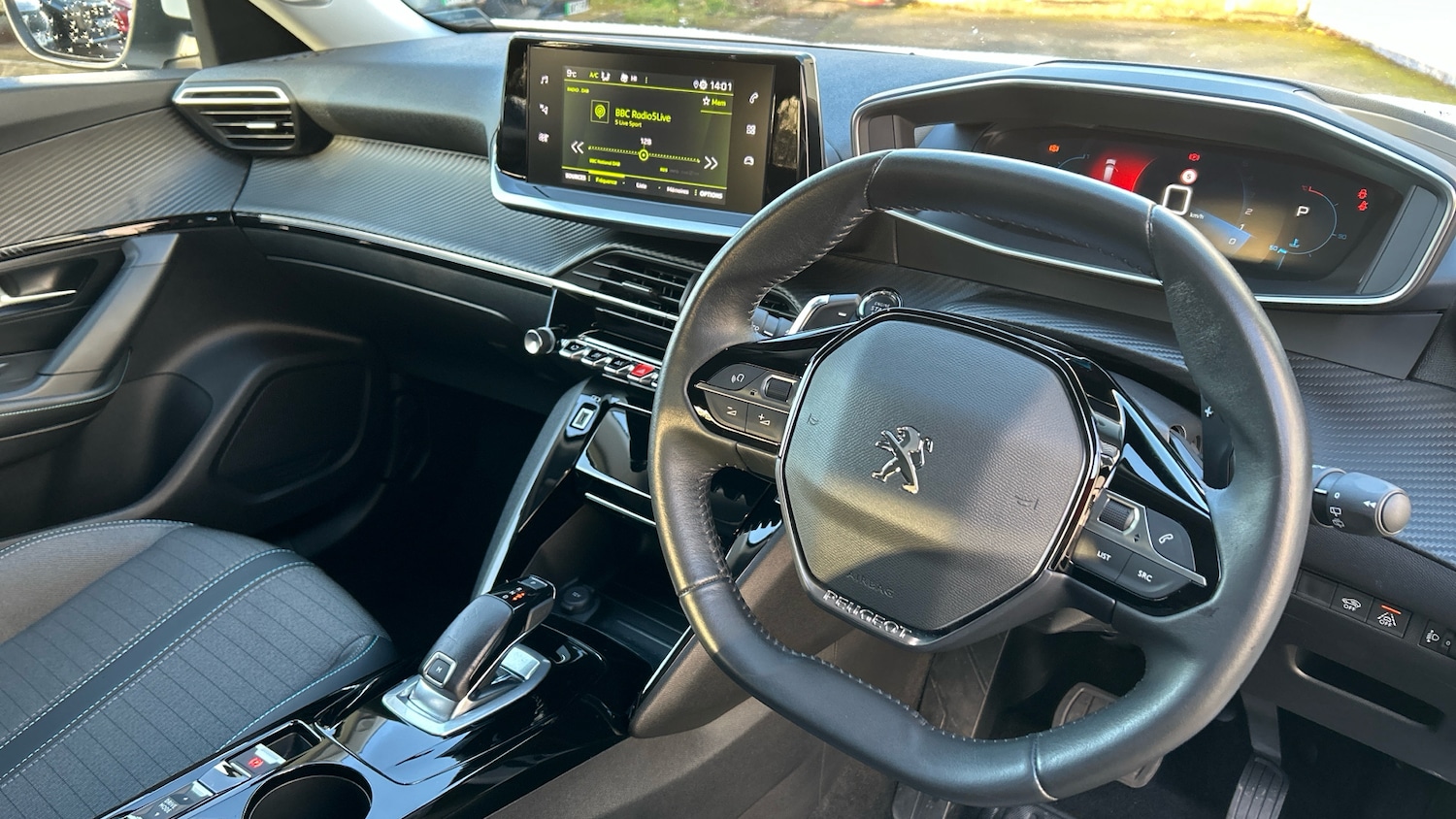 Used Peugeot 2008 2022 for sale - 76983849: Photo 11