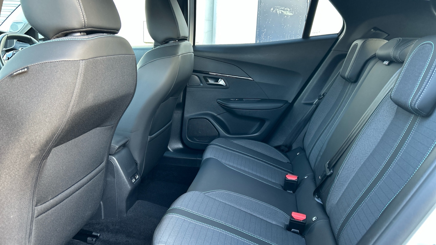 Used Peugeot 2008 2022 for sale - 76983849: Photo 16