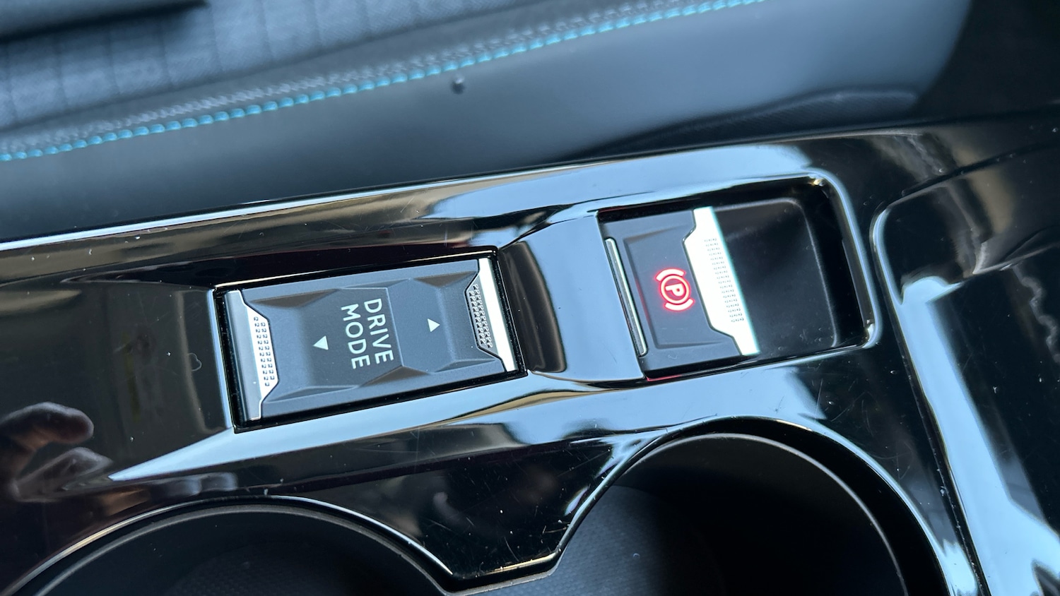 Used Peugeot 2008 2022 for sale - 76983849: Photo 24