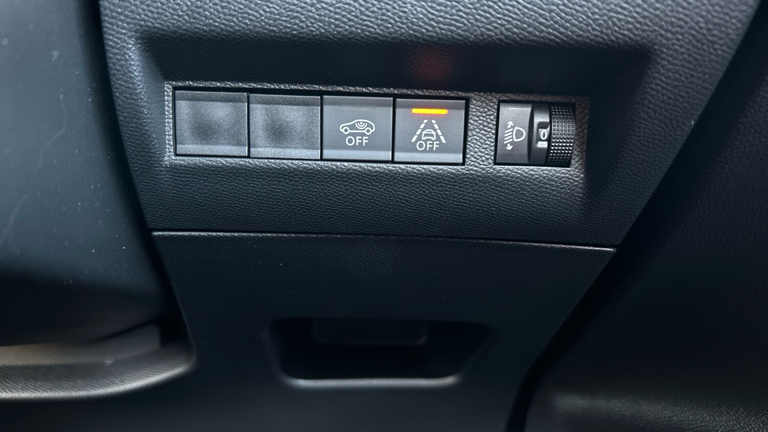 Used Peugeot 2008 2022 for sale - 76983849: Photo 29