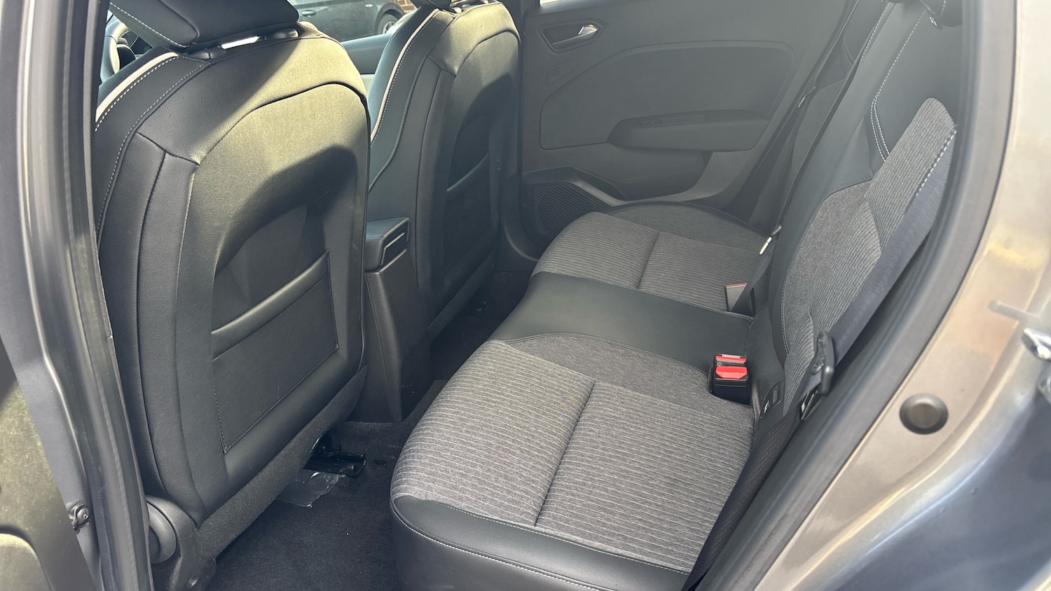 Used Renault Clio 2022 for sale - 77324362: Photo 16