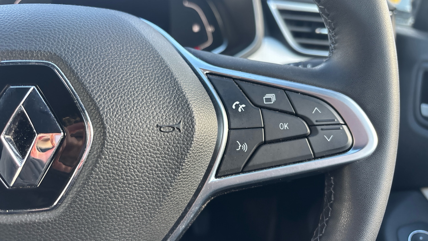 Used Renault Clio 2022 for sale - 77324362: Photo 24