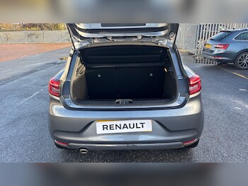 Used Renault Clio 2022 for sale - 77324362: Photo