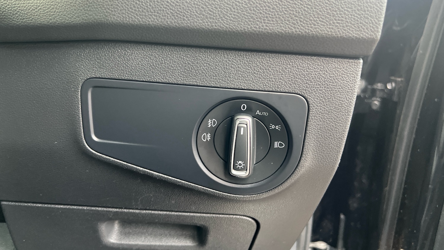 Used Volkswagen Tiguan 2020 for sale - 77871871: Photo 33