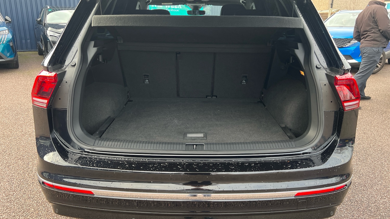 Used Volkswagen Tiguan 2020 for sale - 77222871: Photo 4