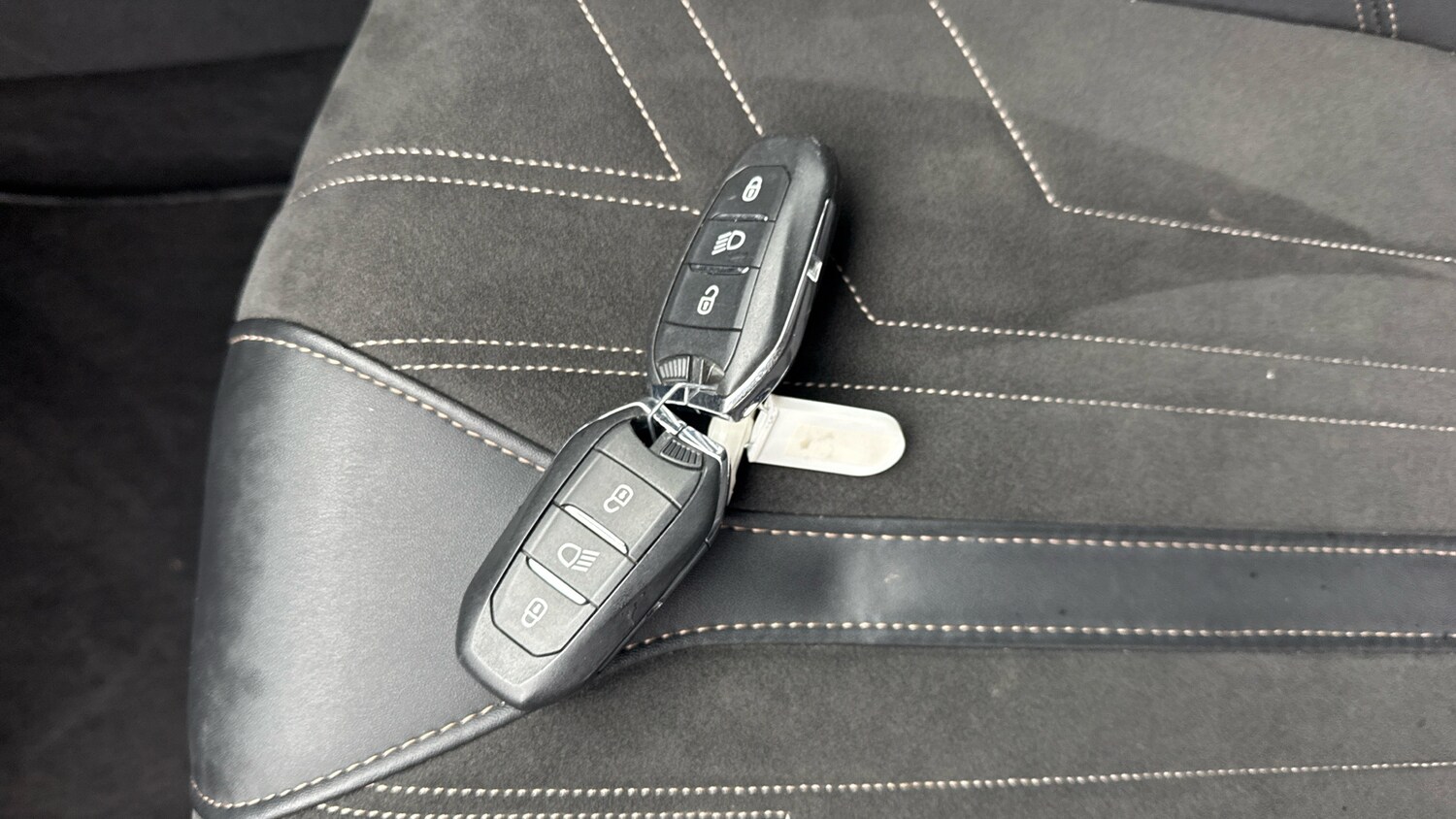 Used Peugeot 3008 2022 for sale - 76720411: Photo 19