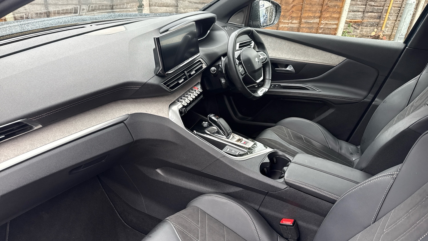 Used Peugeot 3008 2022 for sale - 76720411: Photo 9