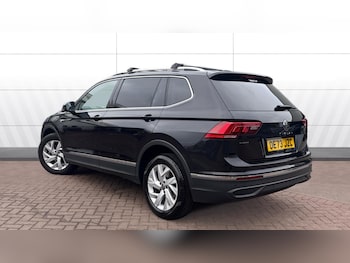 Used Volkswagen Tiguan Allspace 2023 for sale - 76231593: Photo 2