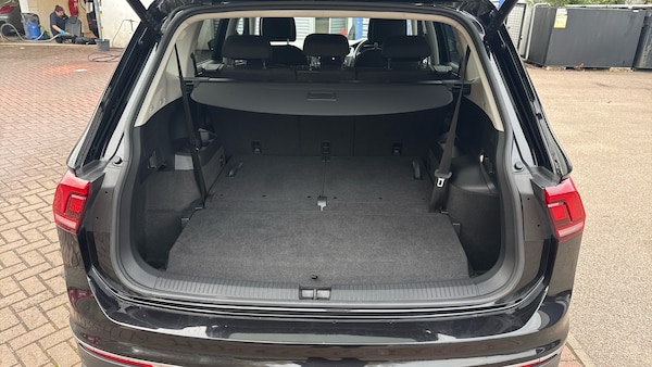 Used Volkswagen Tiguan Allspace 2023 for sale - 76231593: Photo 4