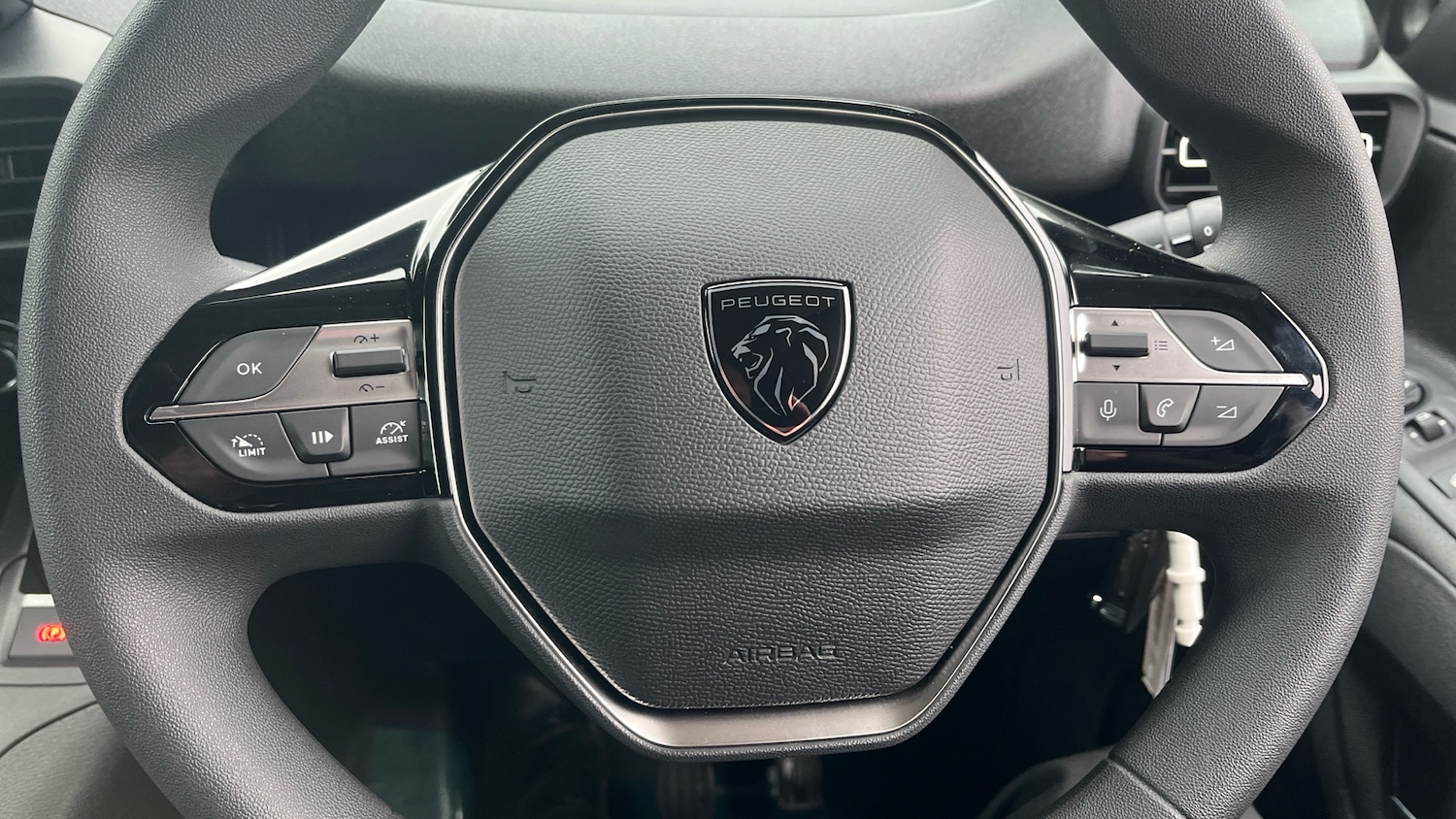 Used Peugeot Partner 2025 for sale - 76206545: Photo 23