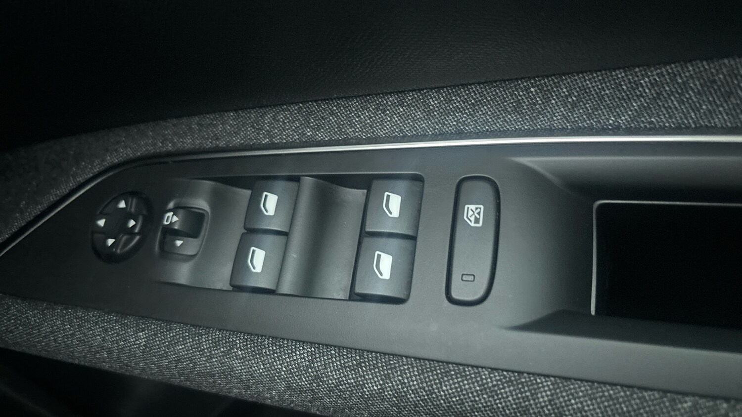 Used Peugeot 3008 2024 for sale - 76614686: Photo 24