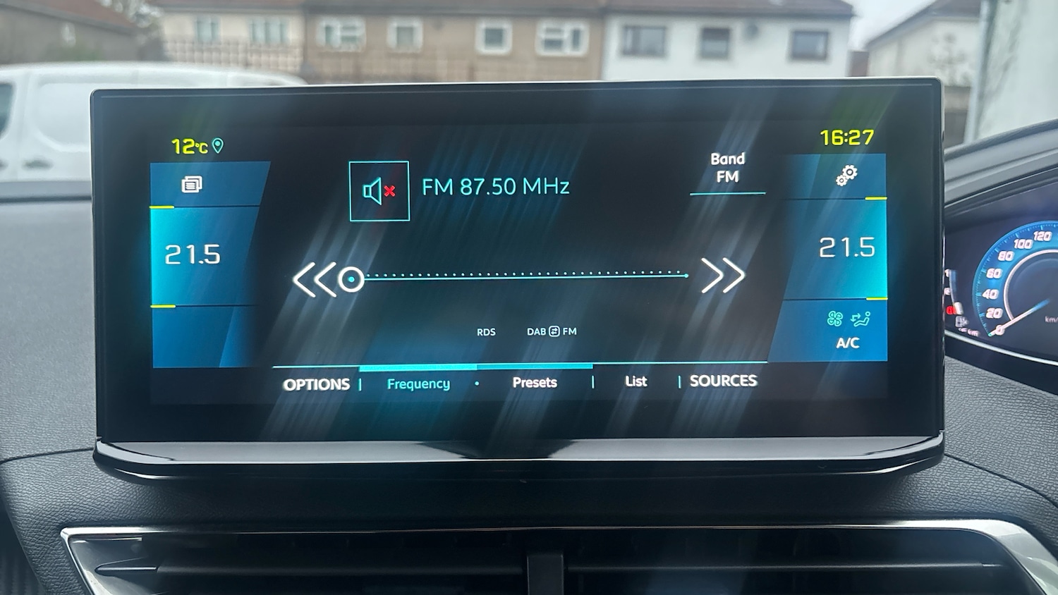 Used Peugeot 3008 2024 for sale - 76614686: Photo 32