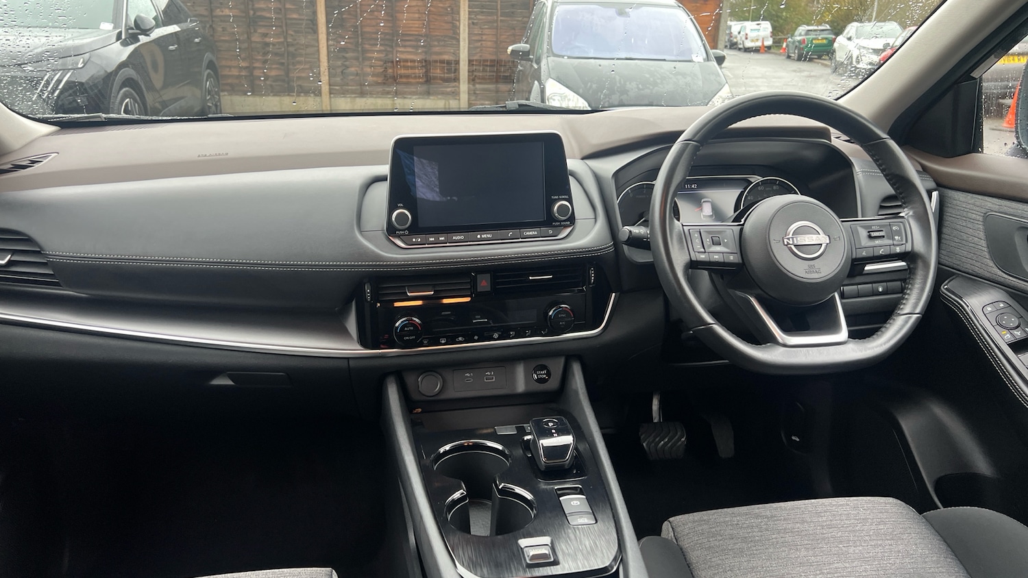 Used Nissan X-Trail 2024 for sale - 76817419: Photo 10