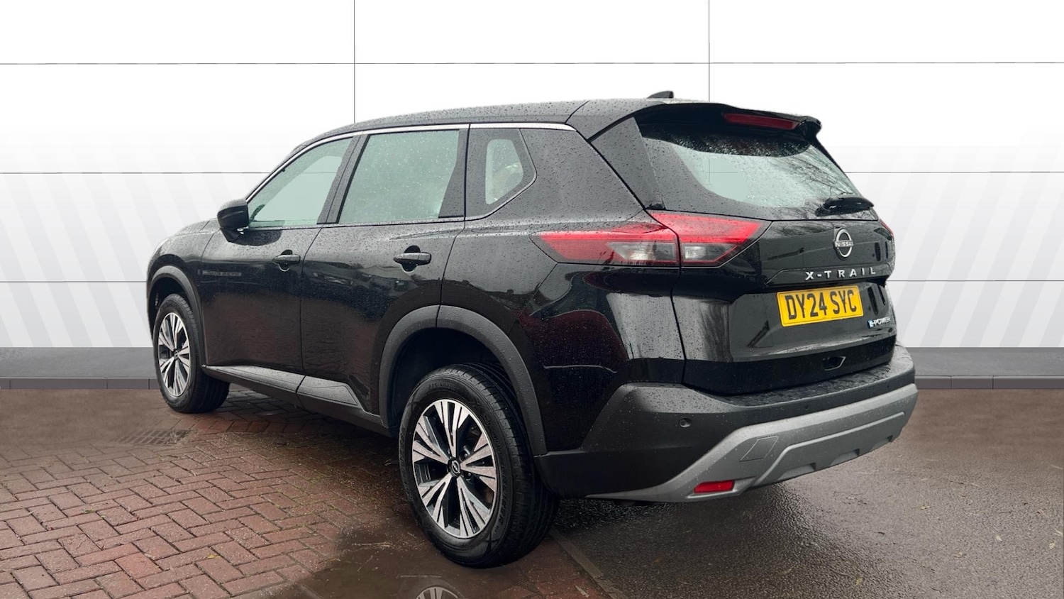 Used Nissan X-Trail 2024 for sale - 76817419: Photo 2