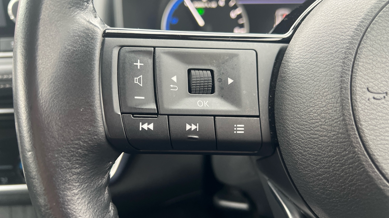 Used Nissan X-Trail 2024 for sale - 76817419: Photo 31