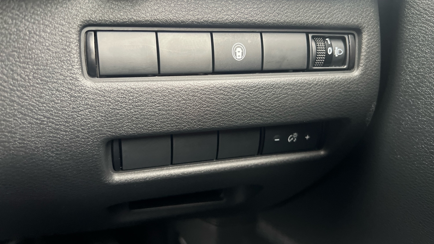 Used Nissan X-Trail 2024 for sale - 76817419: Photo 34