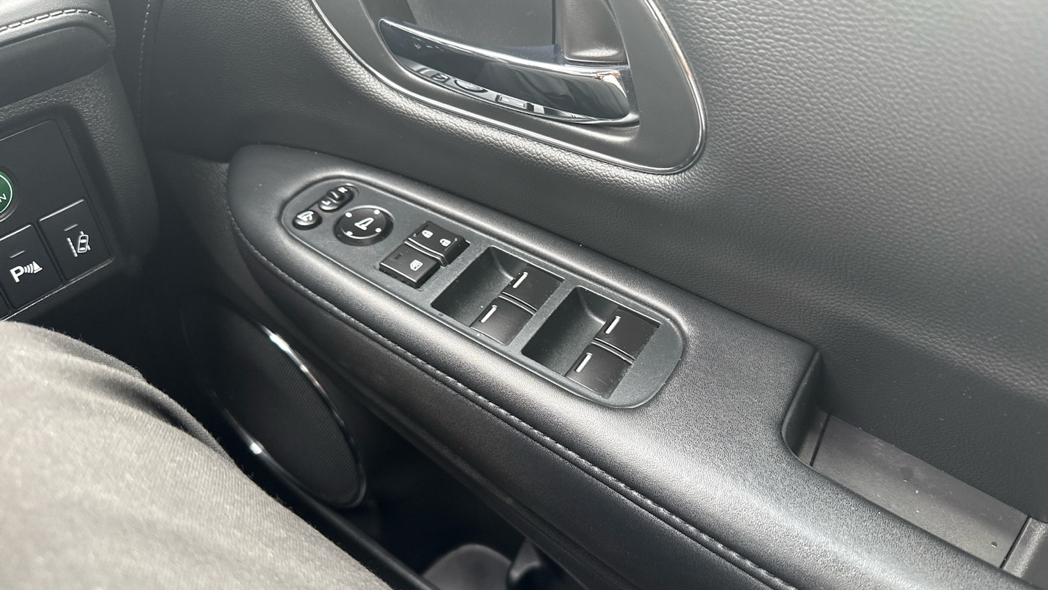 Vehicle 33