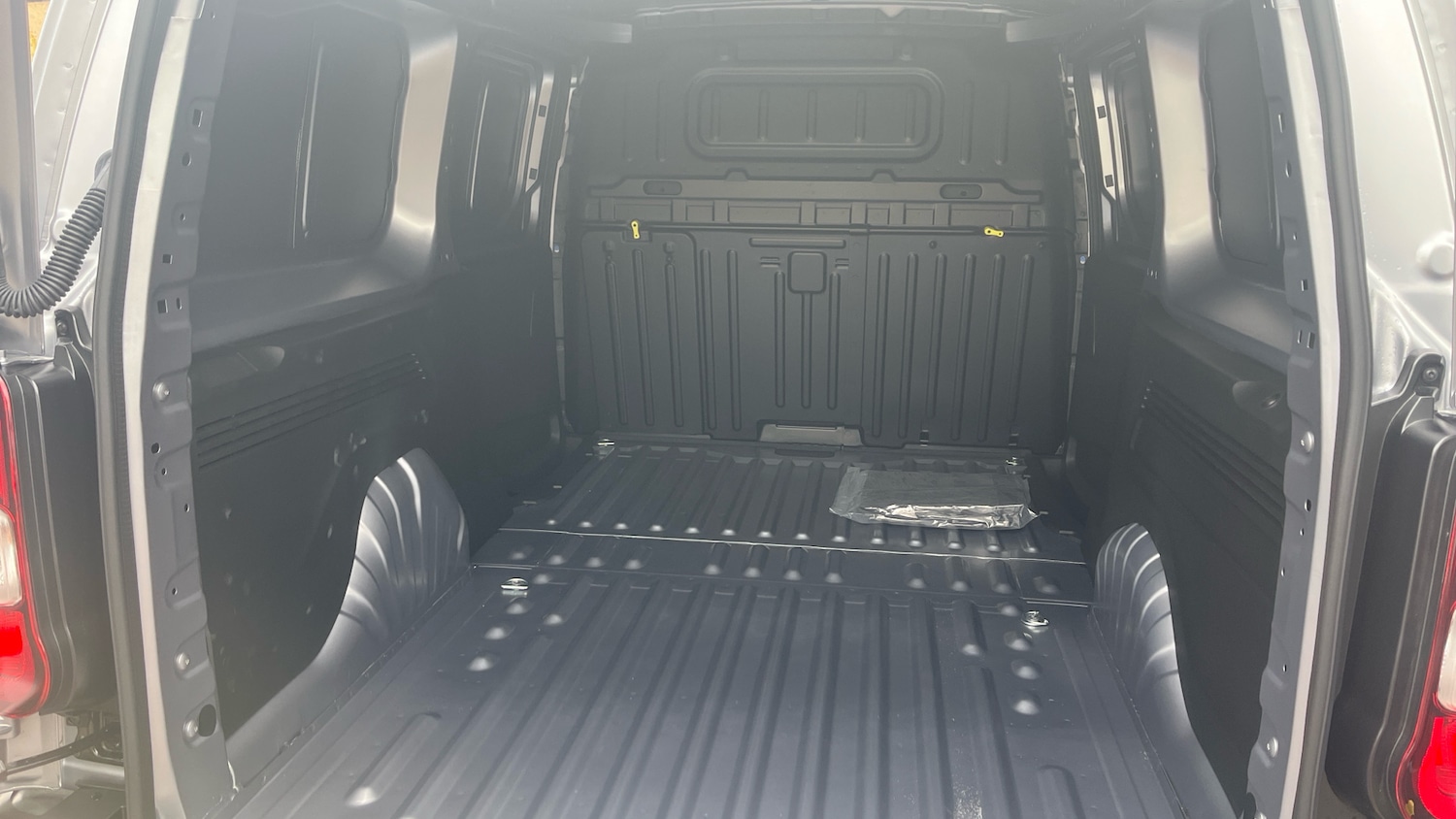 Used Peugeot Partner 2025 for sale - 77114058: Photo 34