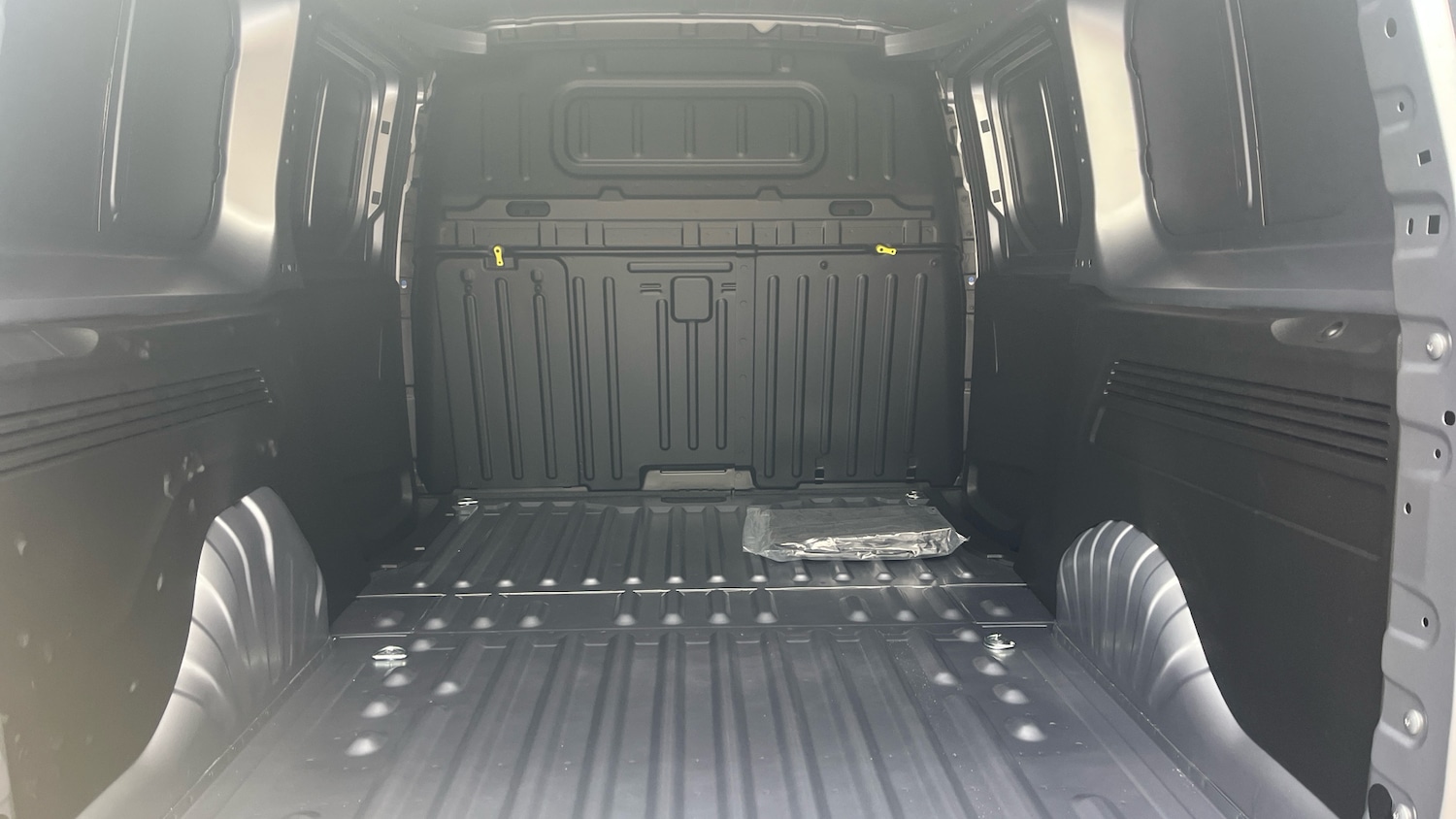 Used Peugeot Partner 2025 for sale - 77114058: Photo 4