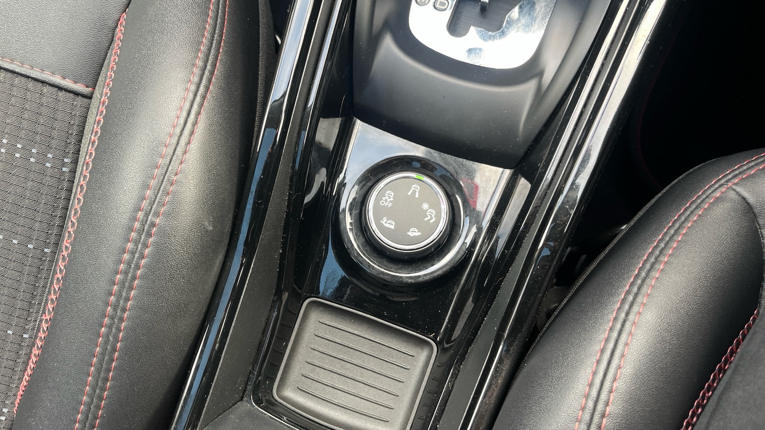 Used Peugeot 2008 2019 for sale - 77001767: Photo 29