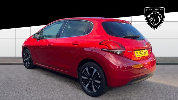 Used Peugeot 208 2016 for sale - 76143041: Photo 2
