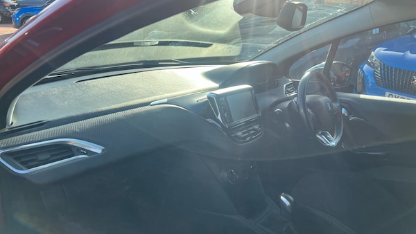 Used Peugeot 208 2016 for sale - 76143041: Photo 9