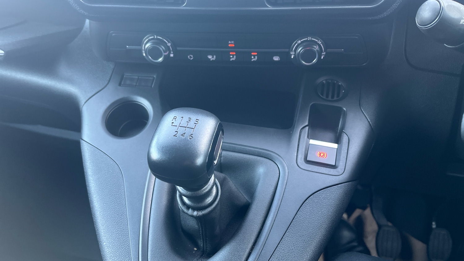 Used Peugeot Partner 2023 for sale - 76638575: Photo 24