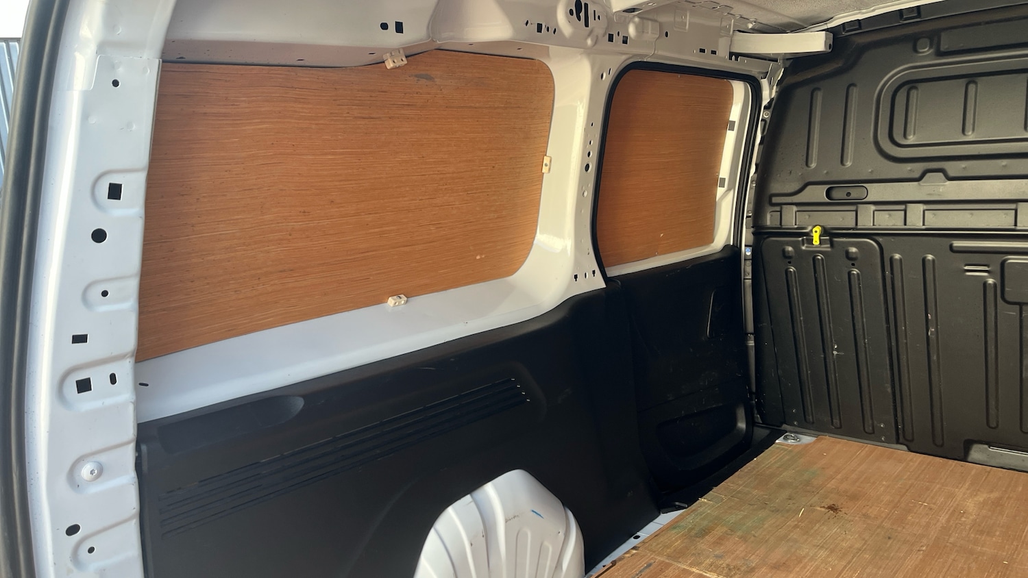 Used Peugeot Partner 2023 for sale - 76638575: Photo 28