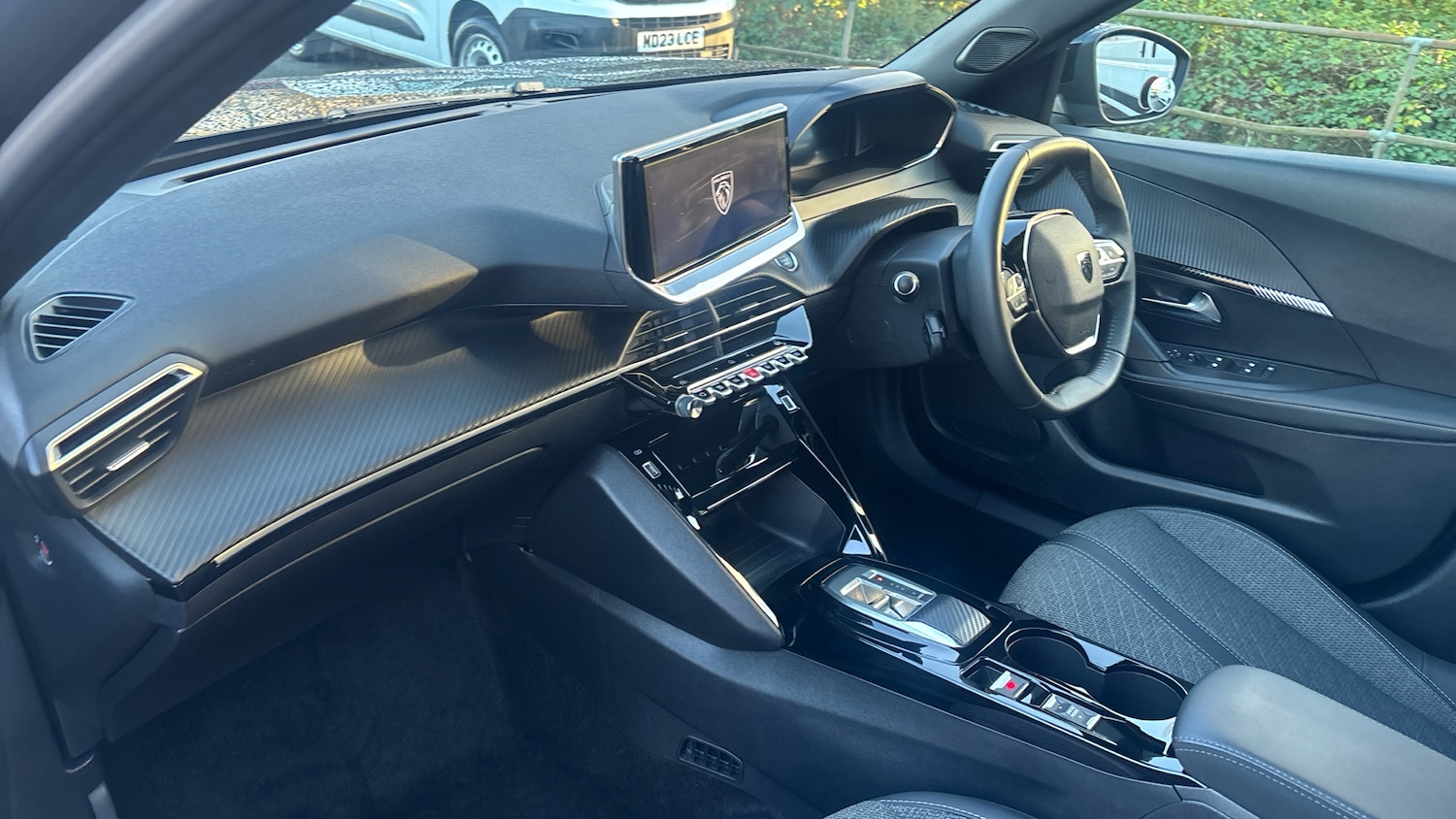 Used Peugeot 2008 2024 for sale - 76682280: Photo 9