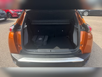 Used Peugeot 2008 2023 for sale - 79282889: Photo