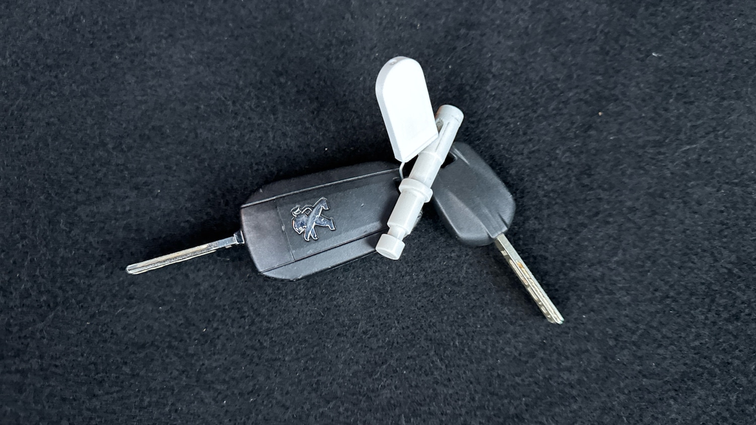 Used Peugeot 208 2018 for sale - 76490431: Photo 20