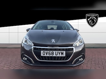 Used Peugeot 208 2018 for sale - 76490431: Photo