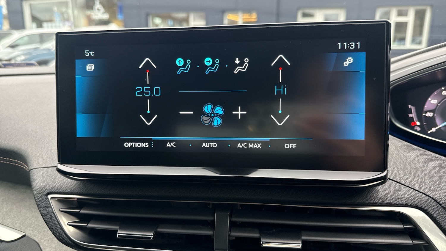 Used Peugeot 3008 2022 for sale - 77038766: Photo 30