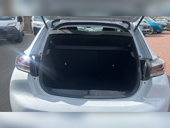 Used Peugeot 208 2025 for sale - 75874670: Photo