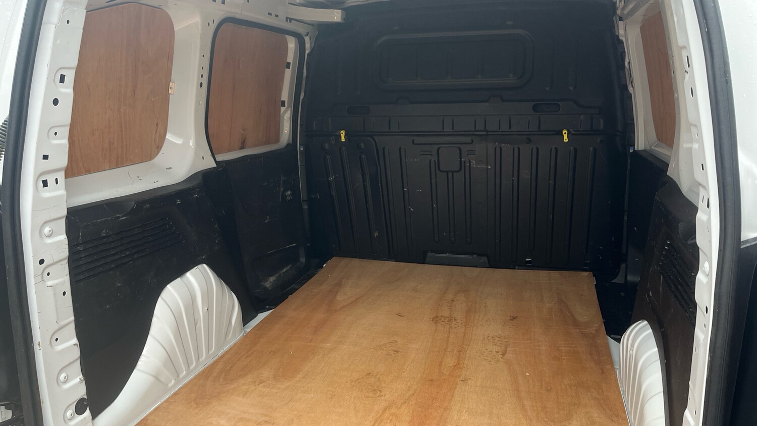 Used Peugeot Partner 2023 for sale - 76707662: Photo 32