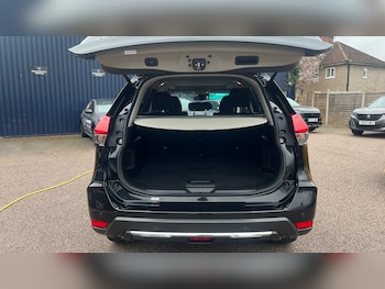 Used Nissan X-Trail 2018 for sale - 77801892: Photo