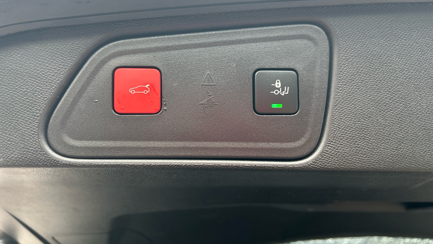 Used Peugeot 3008 2020 for sale - 77198782: Photo 24