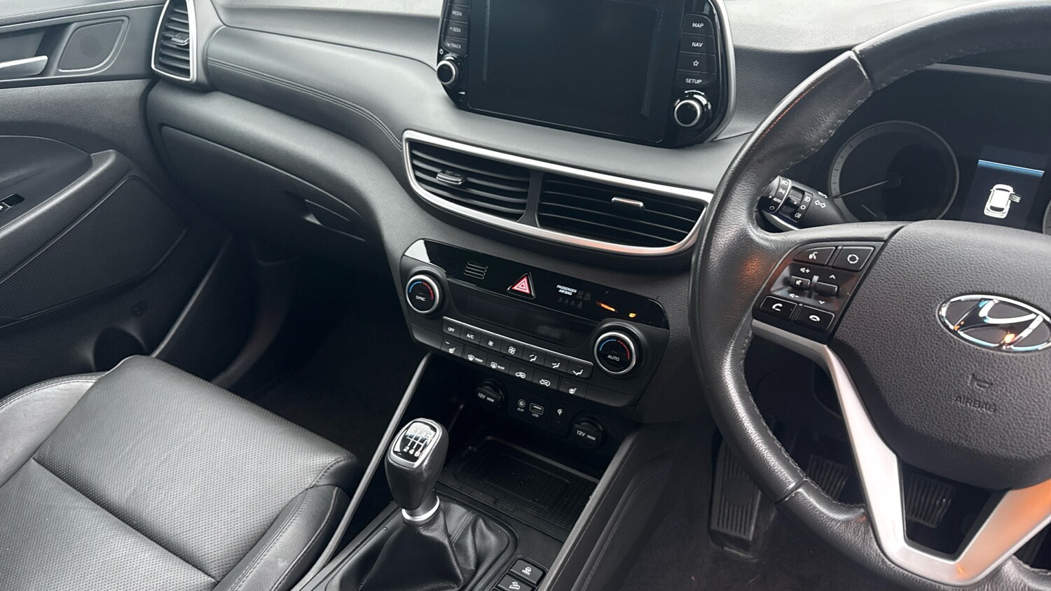 Used Hyundai TUCSON 2019 for sale - 76736393: Photo 14