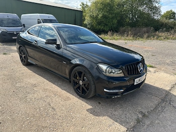 Used Mercedes-Benz C Class 2012 for sale - 76542810: Photo