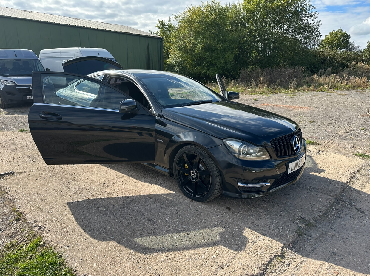 Used Mercedes-Benz C Class 2012 for sale - 76542810: Photo 6