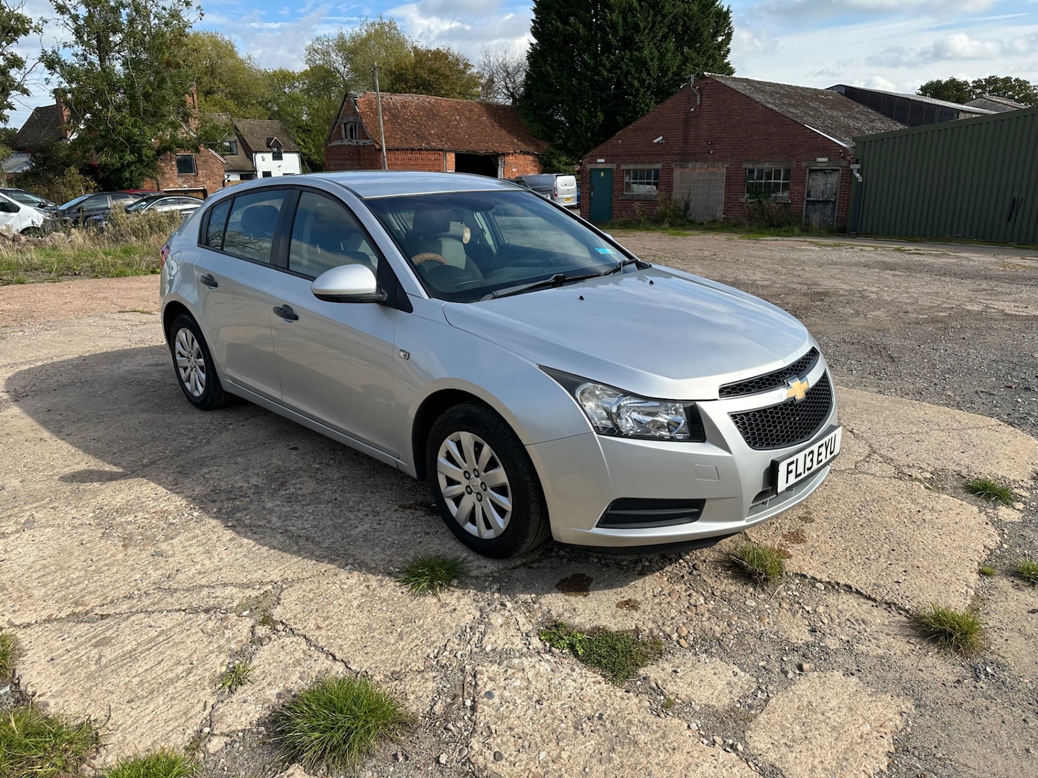 Used Chevrolet Cruze 2013 for sale - 76127920: Photo 2