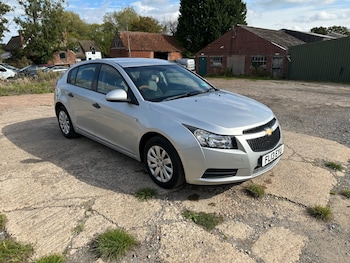 Used Chevrolet Cruze 2013 for sale - 76127920: Photo