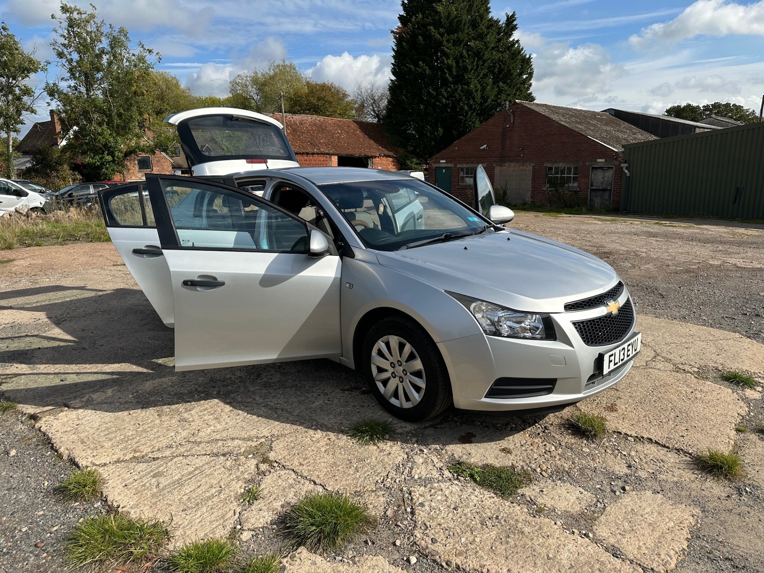 Used Chevrolet Cruze 2013 for sale - 76127920: Photo 6